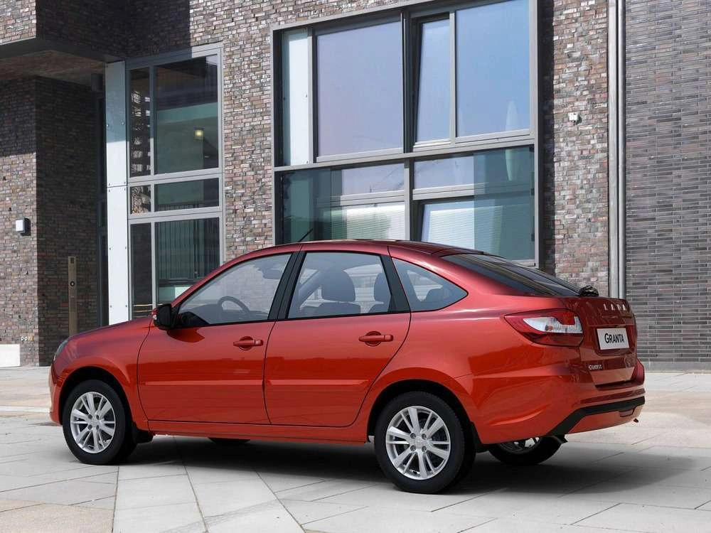 Lada Granta Лифтбек - фото №5