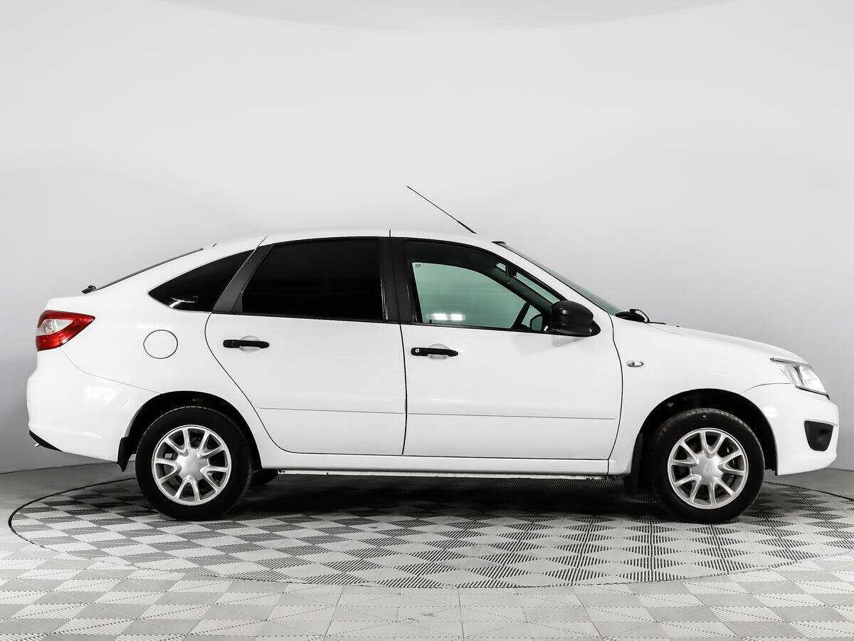 Lada (ВАЗ) Granta, 2017 - фото №4